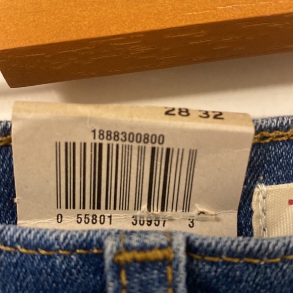 Levi’s Sculpt 724 High-Rise Straight Jeans 28/32 - Picture 4 of 4